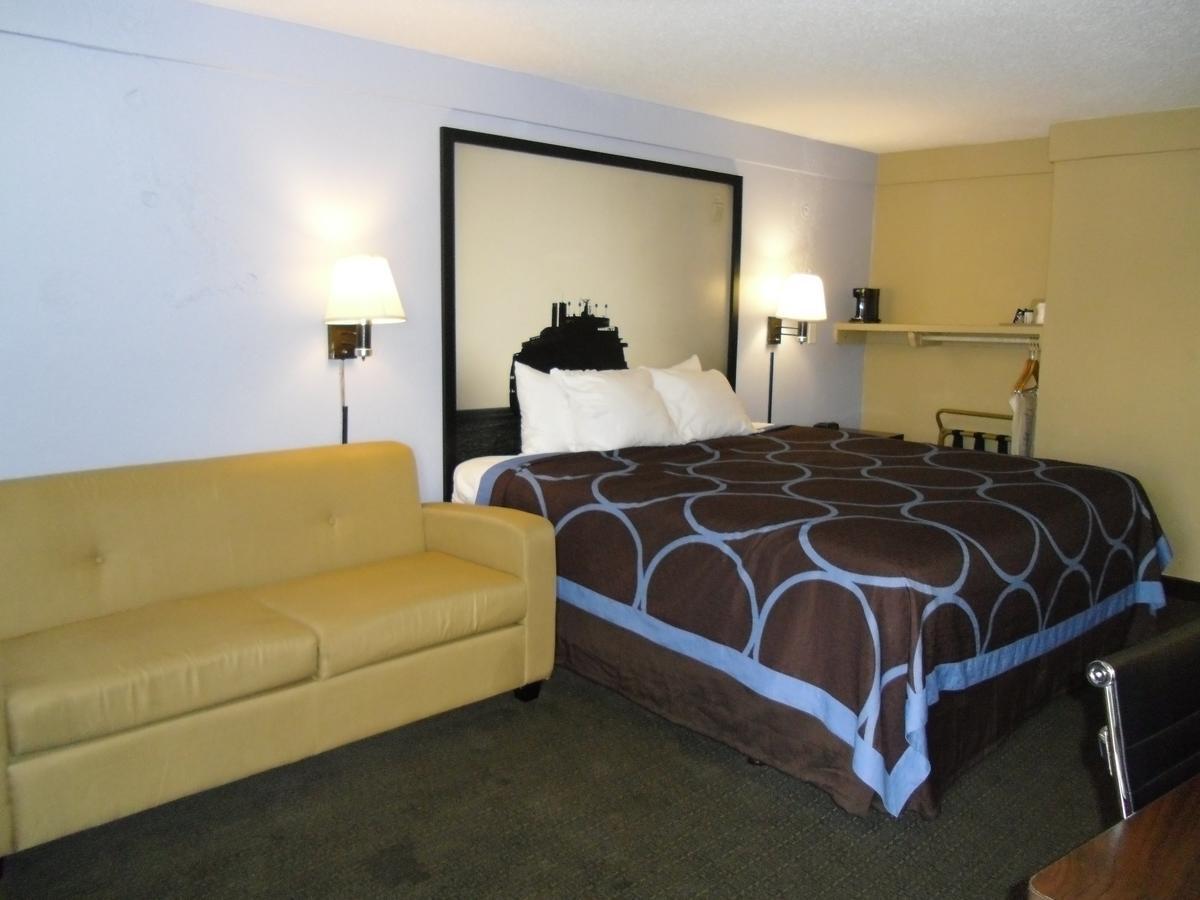 Super 8 By Wyndham Lantana West Palm Beach Extérieur photo
